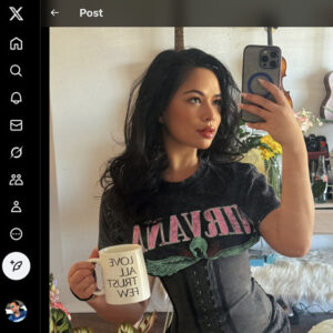 Scarlett Alexis Twitter