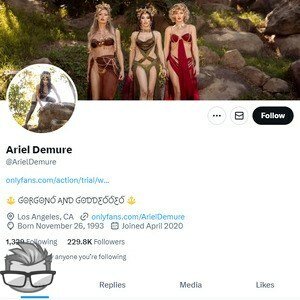 Ariel Demure Twitter (TS) - twitter.comarieldemure