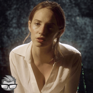 Maya Hawke Nude - celebritiesbio.linkmayahawke