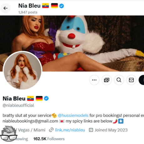 Nia Bleu - x.comniableuofficial